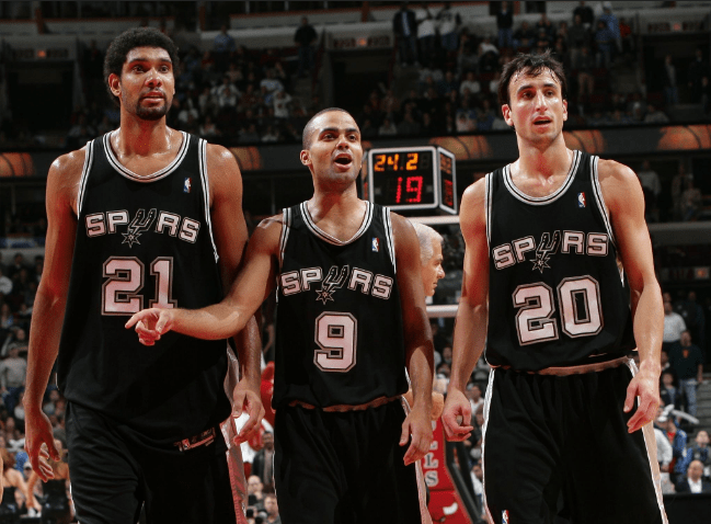 劳纳入赛程 劳纳入赛程